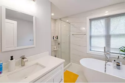 615 Norfolk St, Holliston, MA 01746 - Photo 23