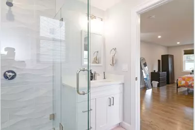 615 Norfolk St, Holliston, MA 01746 - Photo 5