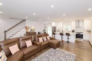 615 Norfolk St, Holliston, MA 01746 - Photo 21