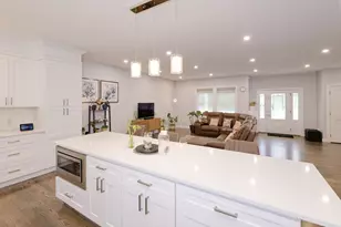 615 Norfolk St, Holliston, MA 01746 - Photo 25