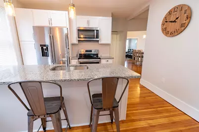 22 Dearborn St. #2, Medford, MA 02155 - Photo 3