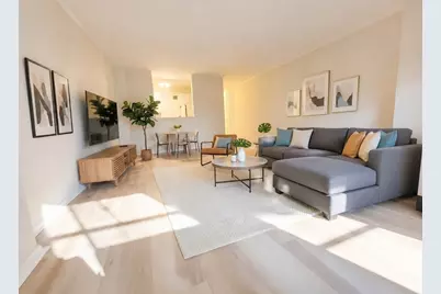 2 Hawthorne Pl #5F, Boston, MA 02114 - Photo 1