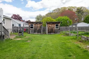 28 Lafayette St, Amesbury, MA 01913 - Photo 9