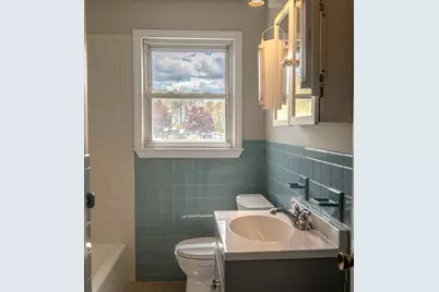28 Lafayette St, Amesbury, MA 01913 - Photo 23