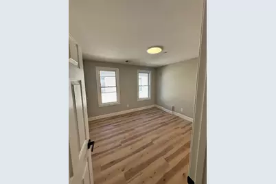 605 Millbury St, Worcester, MA 01604 - Photo 25