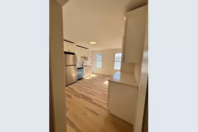 605 Millbury St, Worcester, MA 01604 - Photo 13
