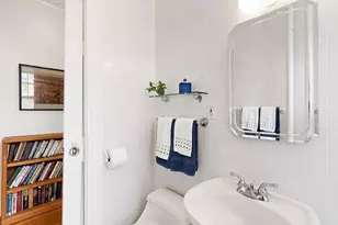 2 Crawford St, Cambridge, MA 02139 - Photo 13