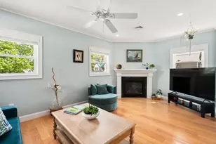 38 Hibbert St, Arlington, MA 02476 - Photo 11