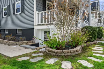 38 Hibbert St, Arlington, MA 02476 - Photo 3