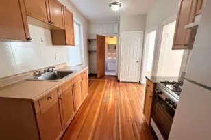 22 Henchman, Boston, MA 02113 - Photo 3