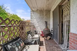 308 Quarry St, Quincy, MA 02169 - Photo 9