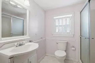 8 Vernon Ct, Newburyport, MA 01950 - Photo 17