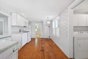 8 Vernon Ct, Newburyport, MA 01950 - Photo 15