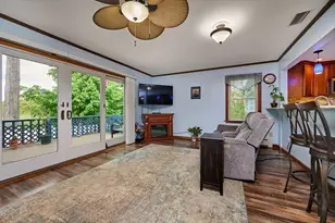 27 Mt Tom Ave, Holyoke, MA 01040 - Photo 15
