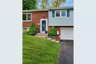 27 Mount Tom Ave., Holyoke, MA 01040 - Photo 3