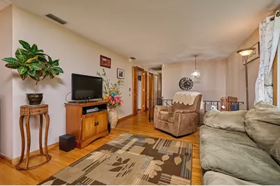 27 Mount Tom Ave., Holyoke, MA 01040 - Photo 7