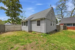 49 Canterbury Rd, Springfield, MA 01118 - Photo 37