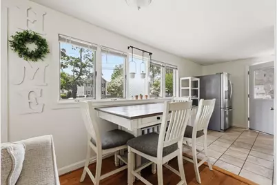 49 Canterbury Rd, Springfield, MA 01118 - Photo 11