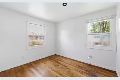 49 Canterbury Rd, Springfield, MA 01118 - Photo 19