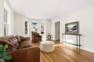 18 Balcomb St, Salem, MA 01970 - Photo 5