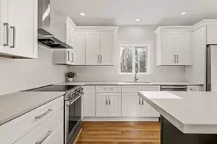 18 Balcomb St, Salem, MA 01970 - Photo 5
