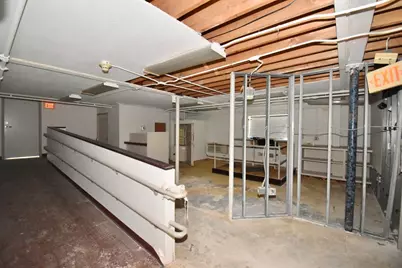 21 Locust St, Northampton, MA 01060 - Photo 19