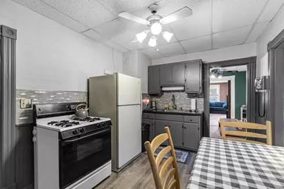 18 Wendell Pl, Springfield, MA 01105 - Photo 25