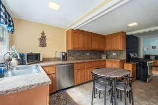 19 Elane, Methuen, MA 01844 - Photo 5