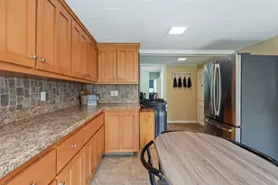 19 Elane, Methuen, MA 01844 - Photo 3