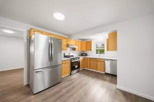 14 Palmer St, Quincy, MA 02169 - Photo 7