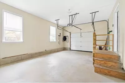19 Pinehurst Ave, Saugus, MA 01906 - Photo 19