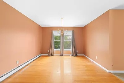 19 Pinehurst Ave, Saugus, MA 01906 - Photo 3
