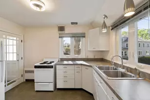 4 Bicknell Terrace, Lawrence, MA 01841 - Photo 11