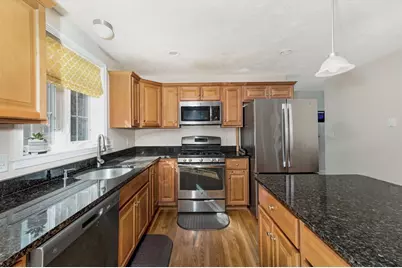 289 Weymouth St, Holbrook, MA 02343 - Photo 11