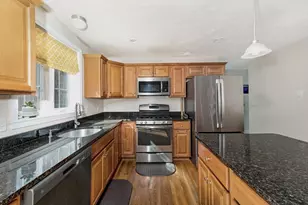 289 Weymouth St, Holbrook, MA 02343 - Photo 11
