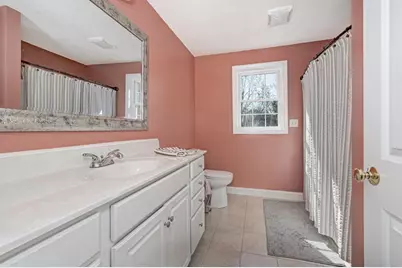 289 Weymouth St, Holbrook, MA 02343 - Photo 25