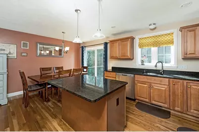 289 Weymouth St, Holbrook, MA 02343 - Photo 13