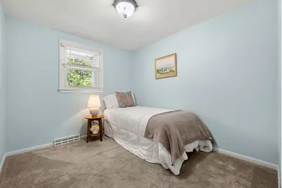 35 Freeport Dr, Burlington, MA 01803 - Photo 21