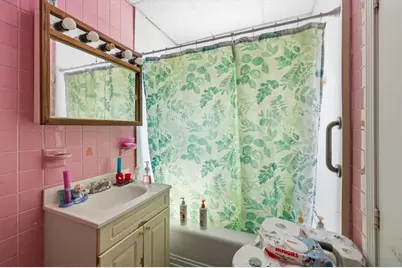 71 Houghton St, Boston, MA 02122 - Photo 25