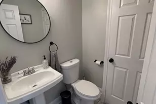 64 L St, Boston, MA 02127 - Photo 17