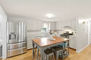 117 Pelham St, Pembroke, MA 02359 - Photo 17