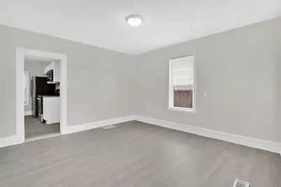 7 Sibley Ave, Westfield, MA 01085 - Photo 3