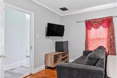 52 Hamilton Ave, Lynn, MA 01902 - Photo 15