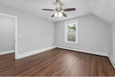 23 7th Ave, Haverhill, MA 01830 - Photo 9