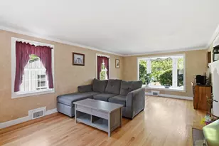 20 Arbor Ln, Wilbraham, MA 01095 - Photo 5