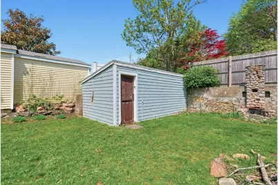 97 Middle Rd, Acushnet, MA 02743 - Photo 35