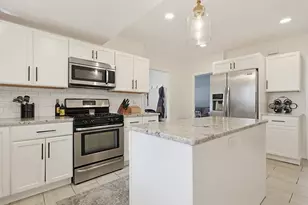 97 Middle Rd, Acushnet, MA 02743 - Photo 3