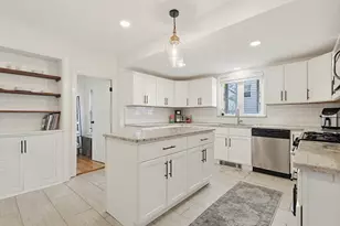 97 Middle Rd, Acushnet, MA 02743 - Photo 5