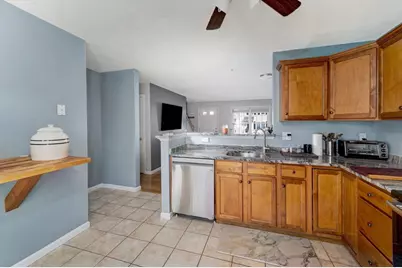 11 Boxberry Ln #11, Rockland, MA 02370 - Photo 9