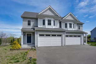 228 Norfolk St, Holliston, MA 01746 - Photo 1